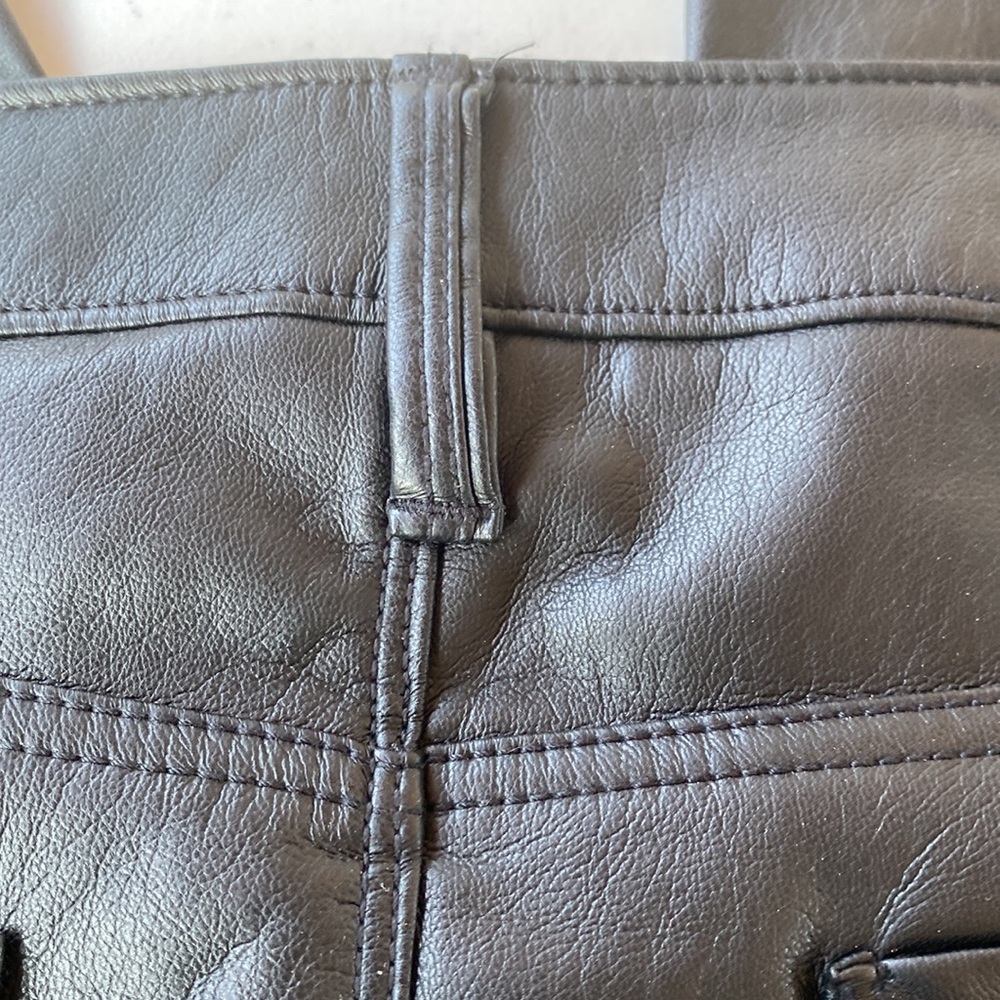 NWT Chicos Faux Leather Jean - Picture 12 of 13